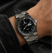 Poedagar Luxury Integrated Bracelet Day-Date Quartz Men's Watch